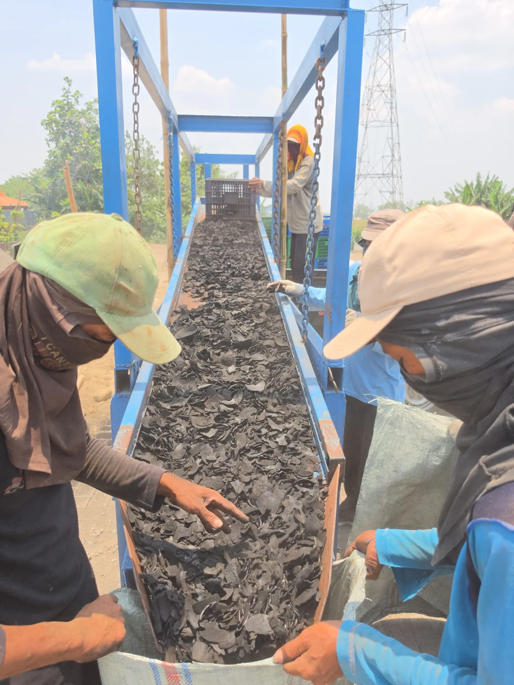 PURE COCONUT SHELL CHARCOAL